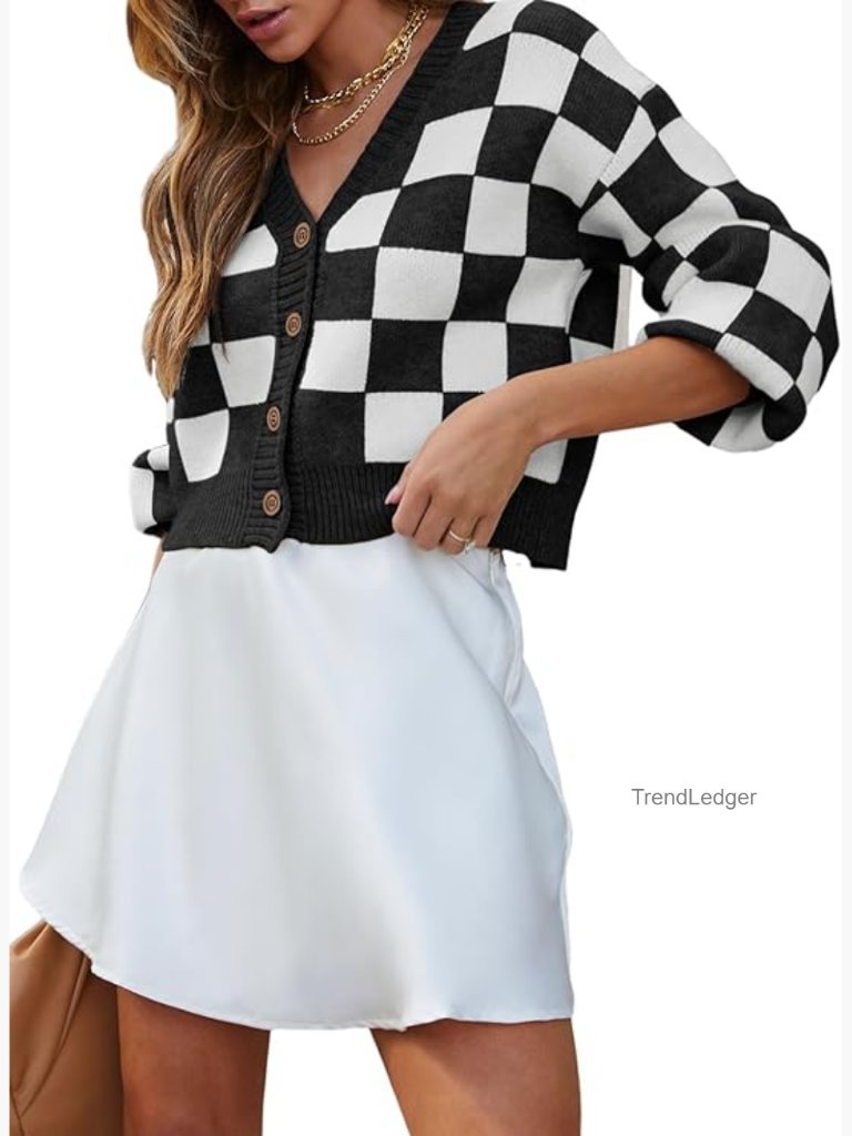 Checkered V Neck Button Down Cropped Cardigan Sweater